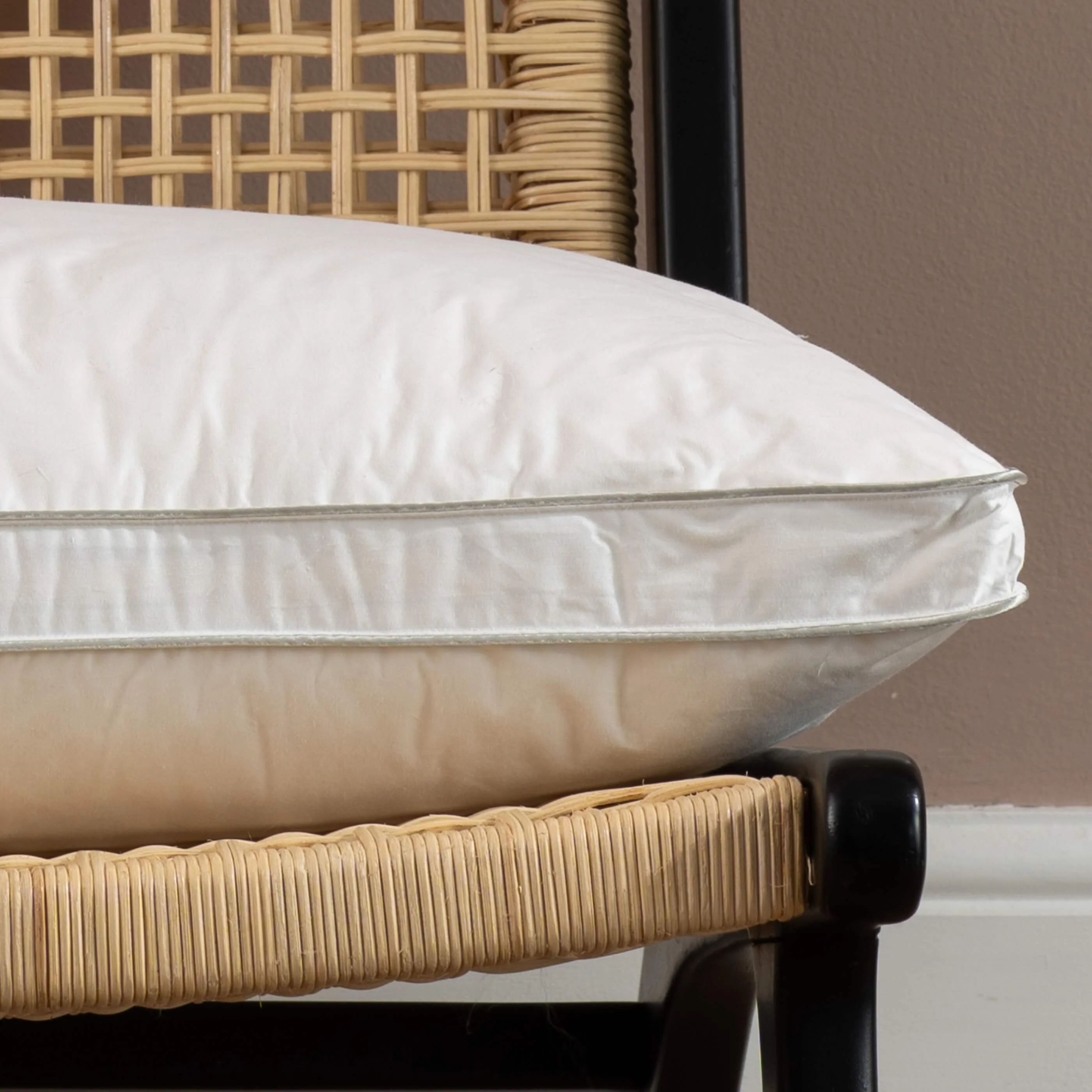 80% Goose Down Pillows - Image 8