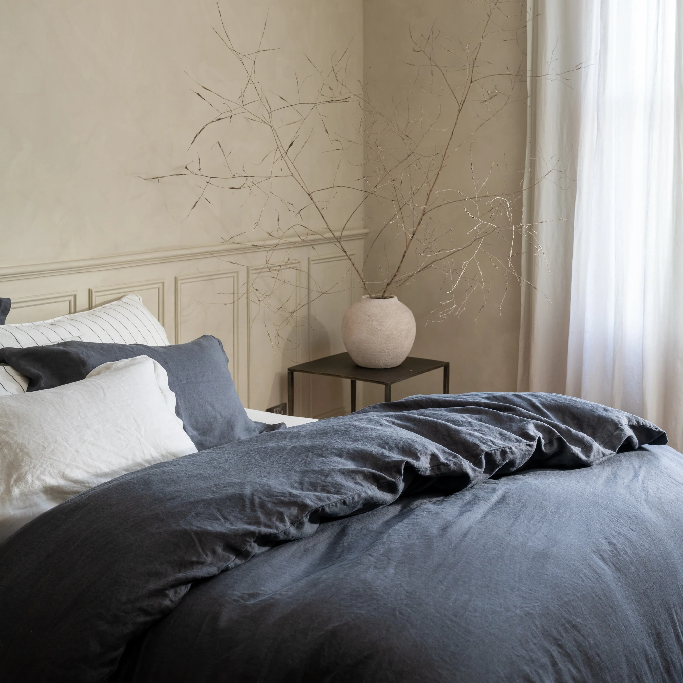 Midnight Grey French Linen 40cm Deep Fitted Sheets - Image 3