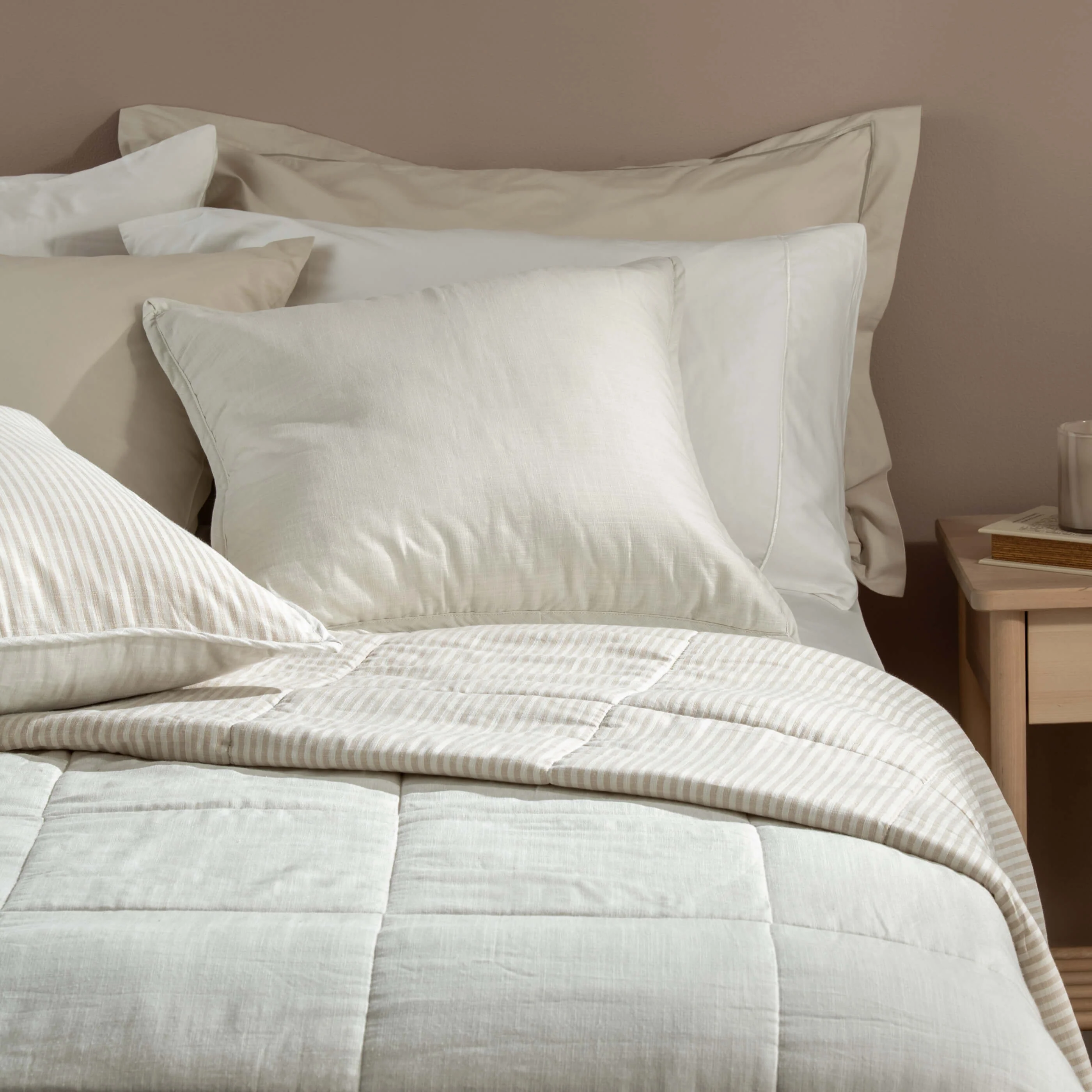 Natural Linen Look Bedspread & Cushions - Image 3