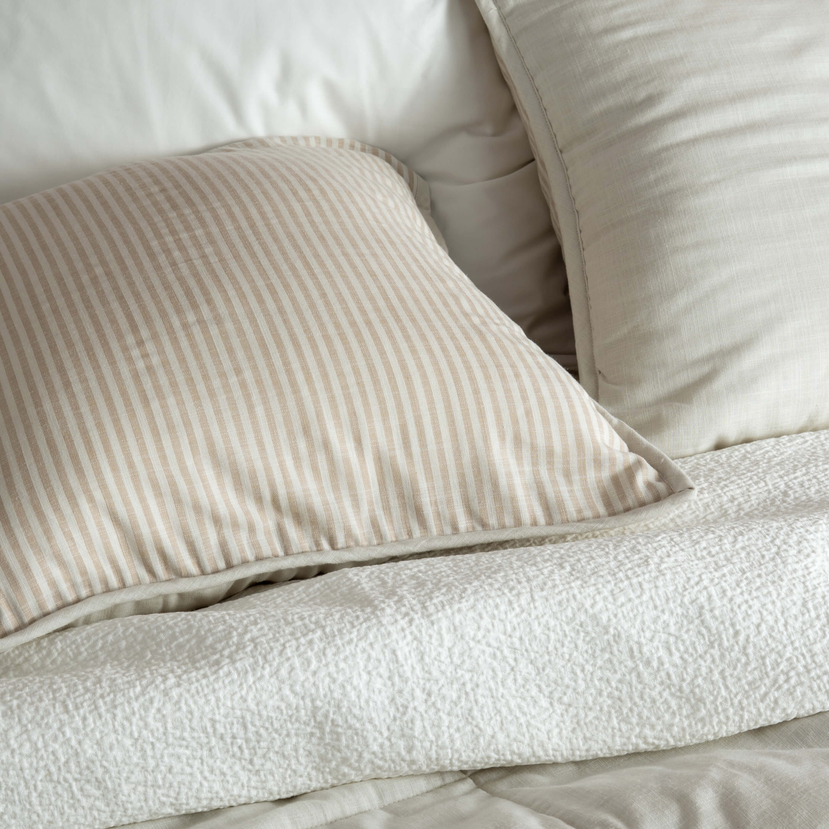 Natural Linen Look Bedspread & Cushions - Image 6