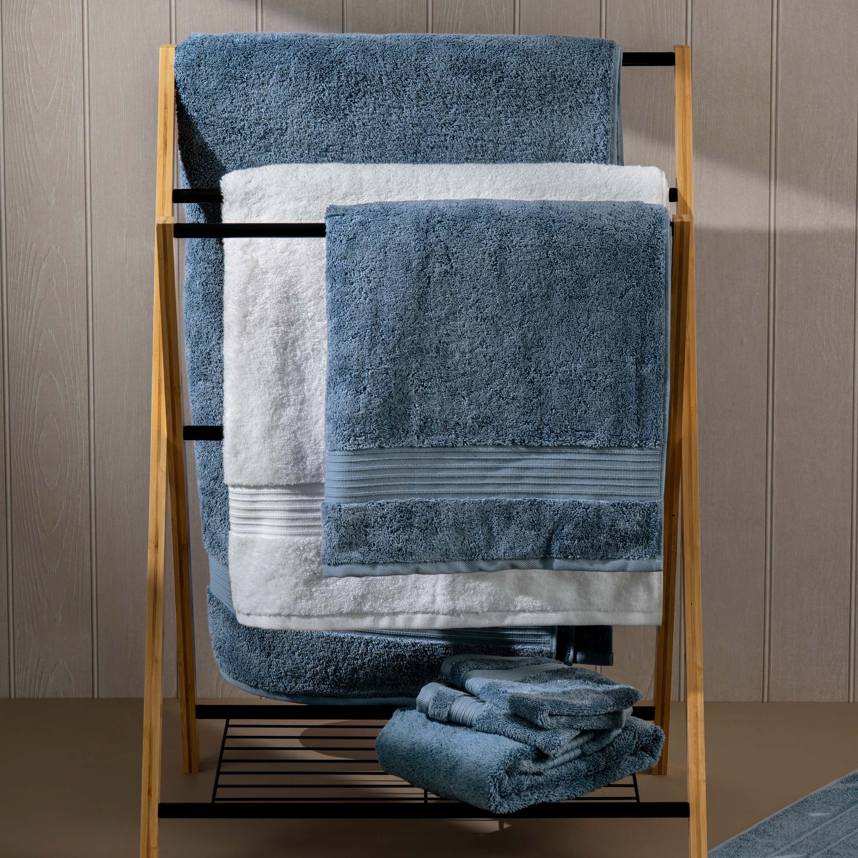 White Egyptian Cotton Towels - Image 7