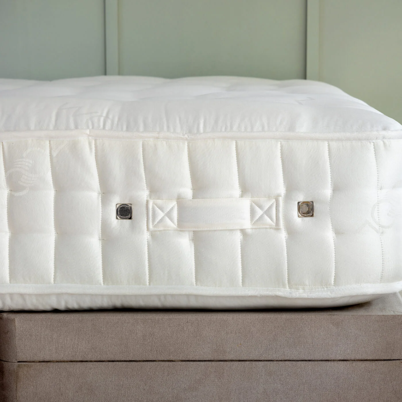 Wool 2000 Pocket Spring Mattress - Image 3